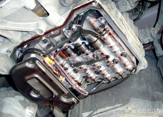 自动挡车变速箱油有烧焦味是什么原因？汽车自动波箱油