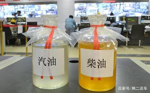 汽油掺入少许柴油（汽油里混入少许的柴油能用吗）