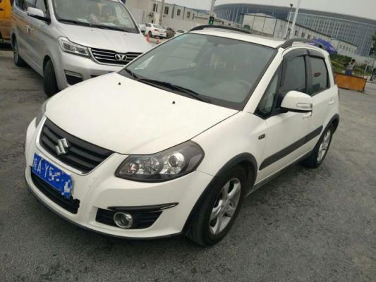 铃木汽车sx4柴油版报价（铃木sx4柴油版价格）-图2