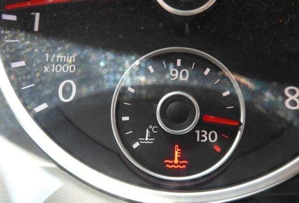 汽车仪表盘不显示温度（汽车仪表盘不显示温度怎么办）-图3