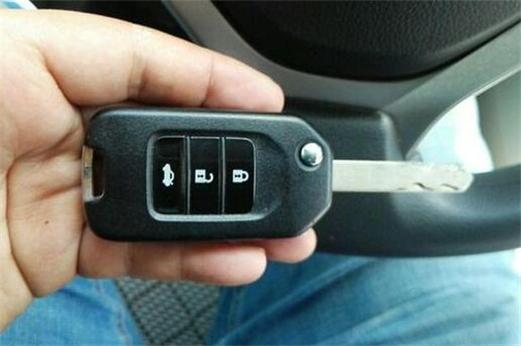 思域换哪个车「思域换哪个车钥匙电池」