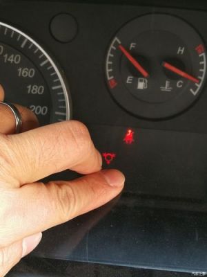 柴油仪表盘指示灯（柴油汽车仪表指示灯）-图3